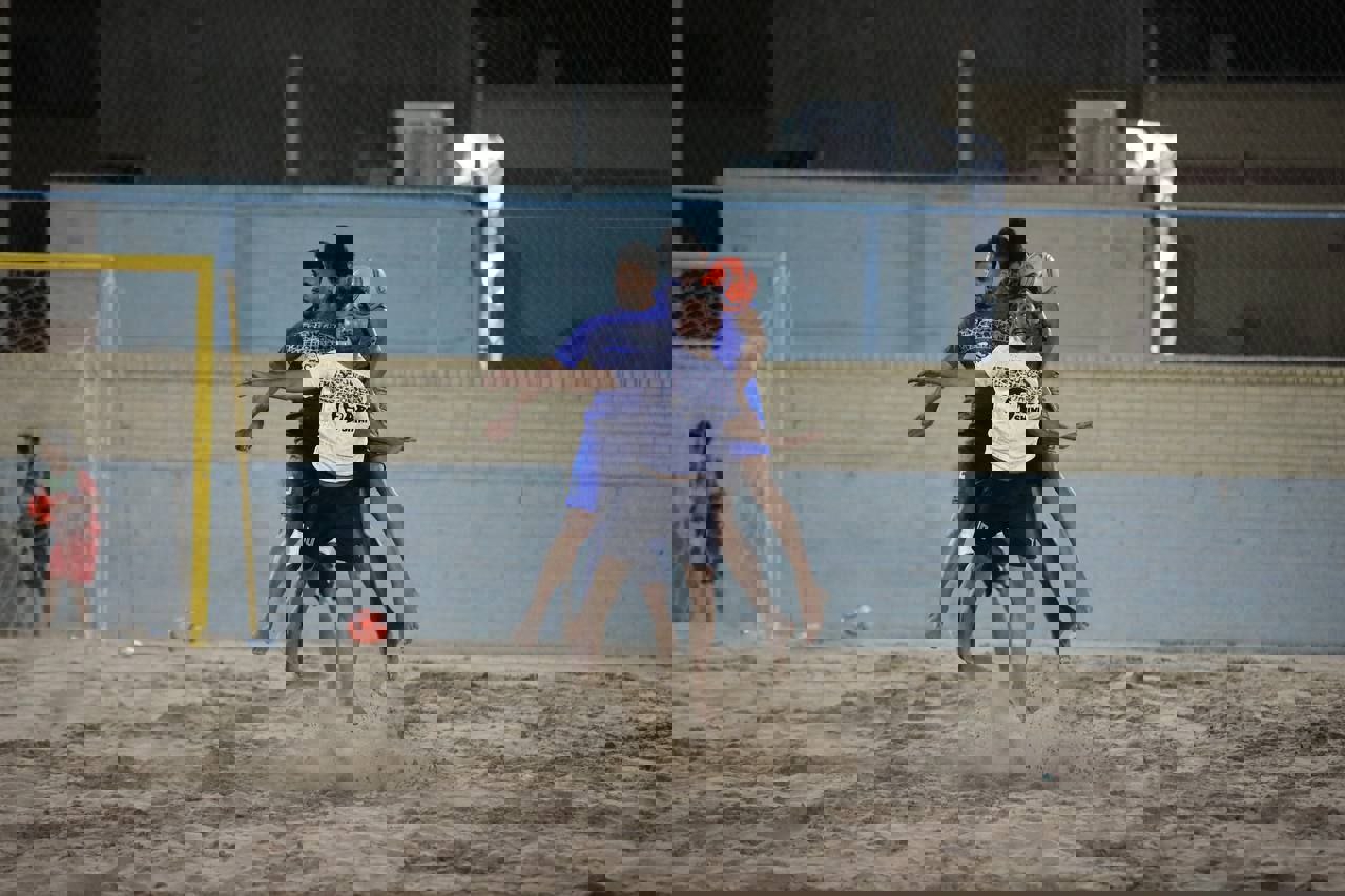1915709