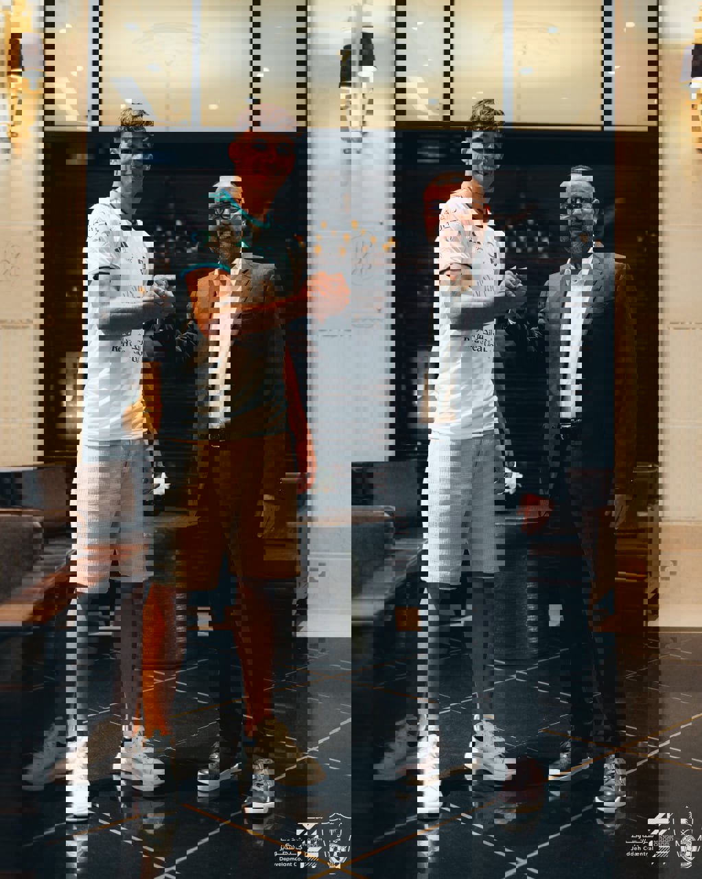 1915974