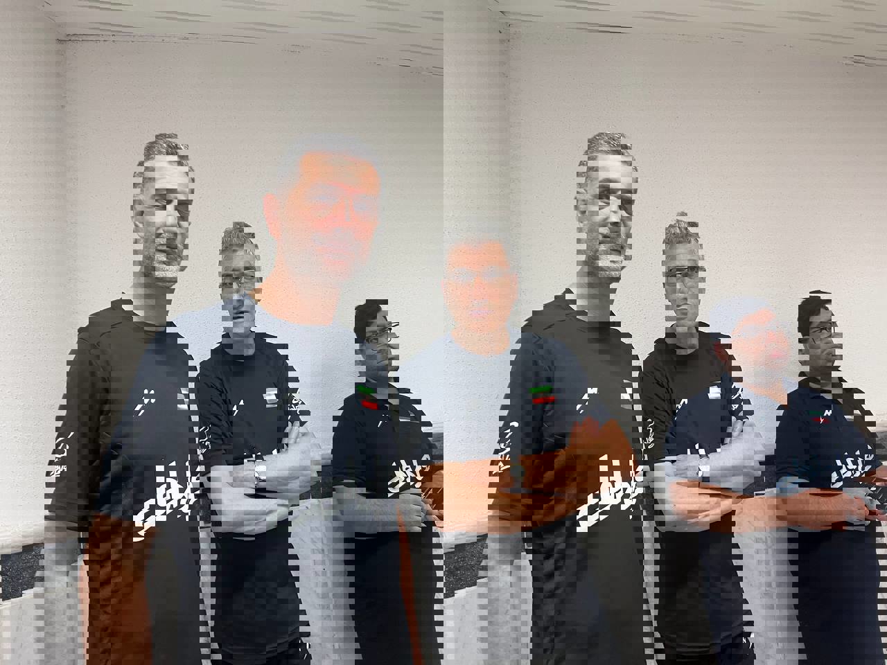 1916057