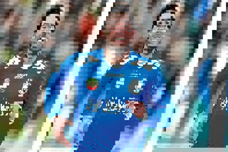 1916452