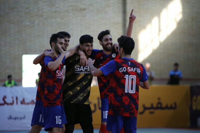 صدرنشین لیگبرتر در چالش مقابله با شگفتیساز
