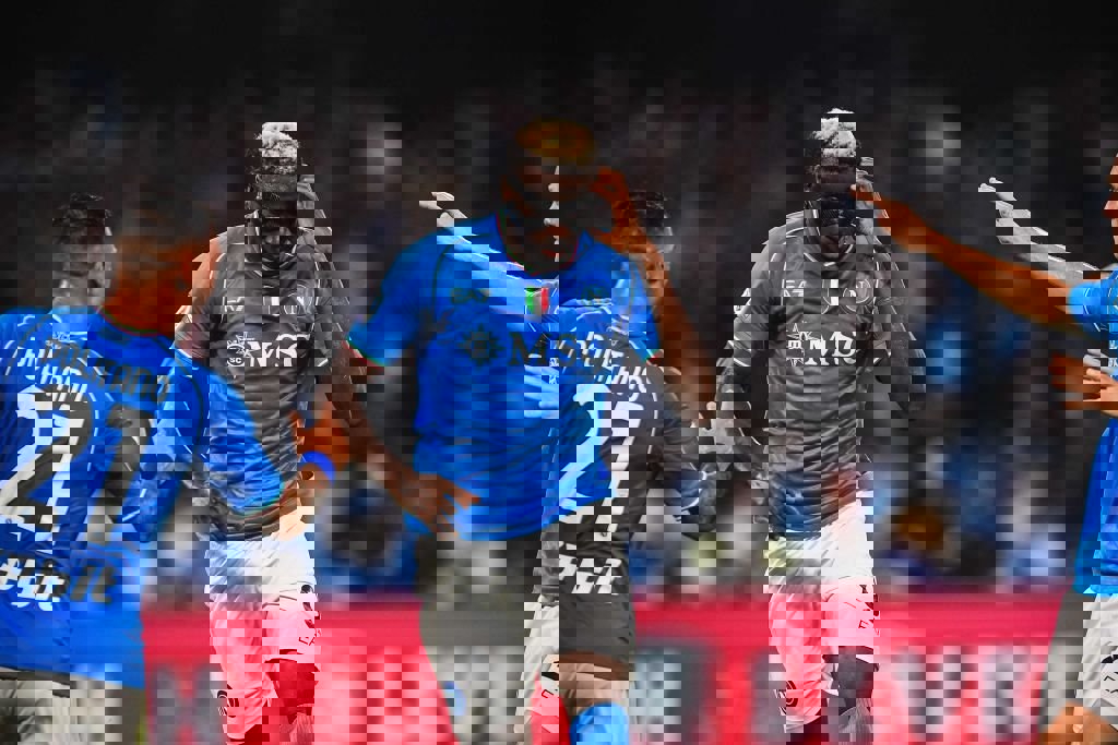 1916713