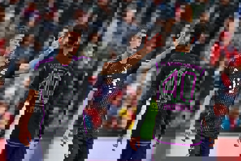 1917058