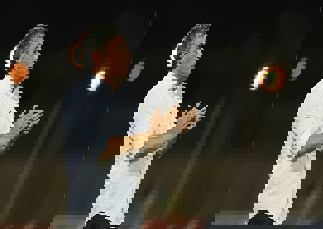 1917332