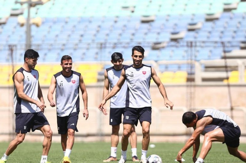 خنده به صورت ستارههای پرسپولیس برگشت