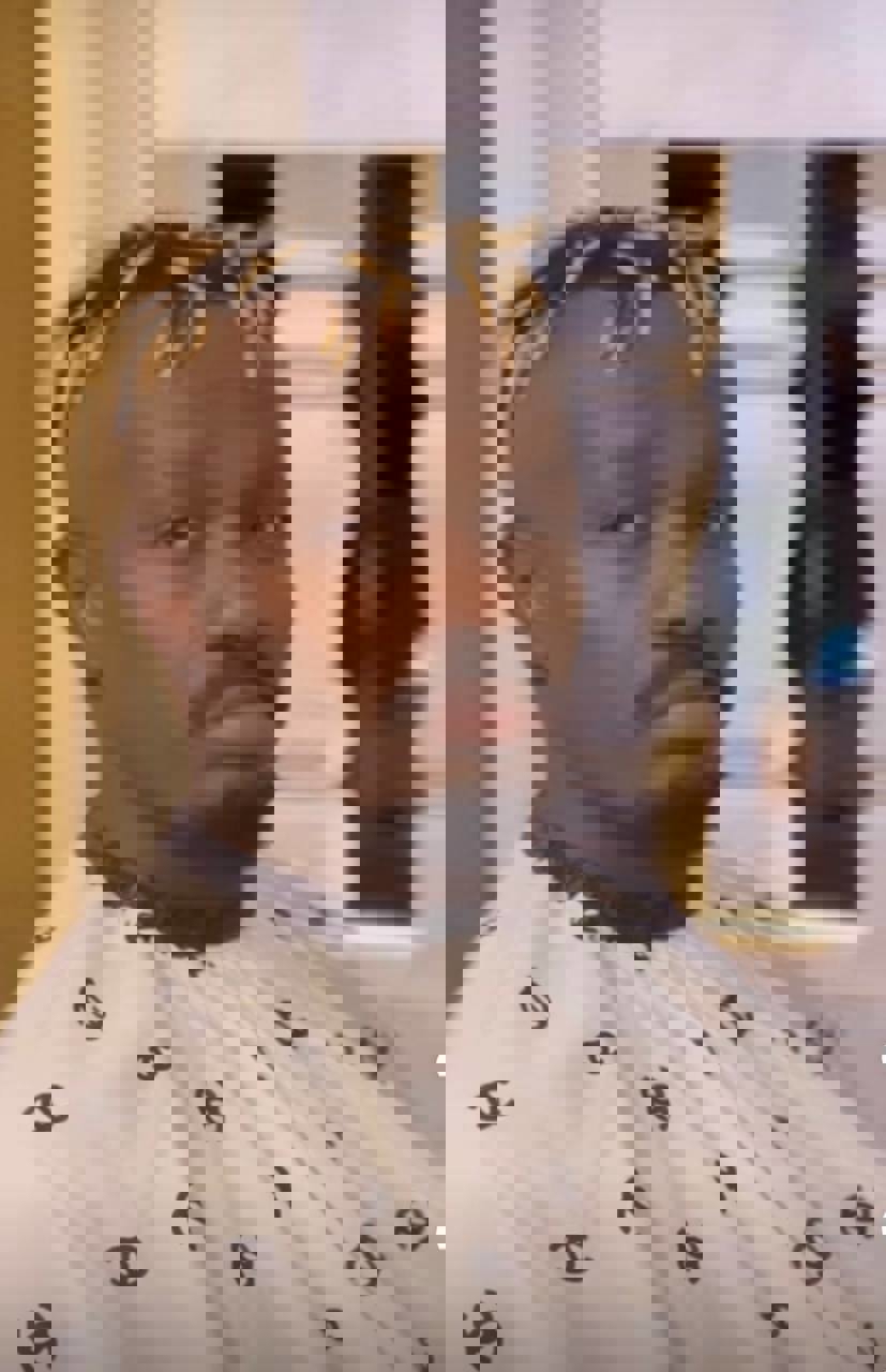 1917878