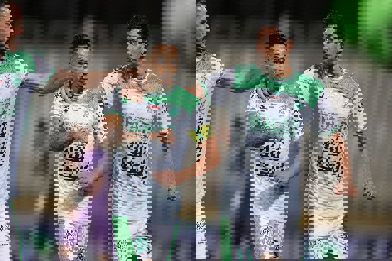 1918073