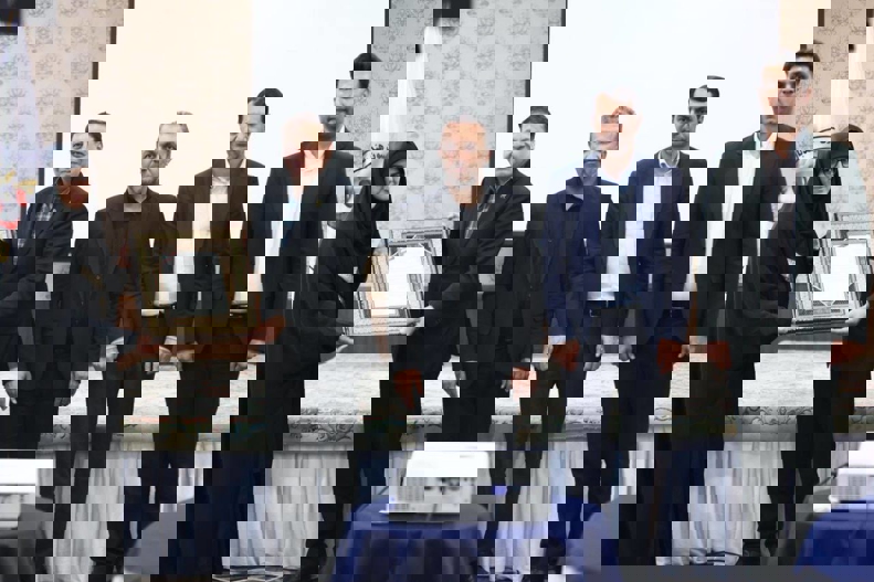1918336