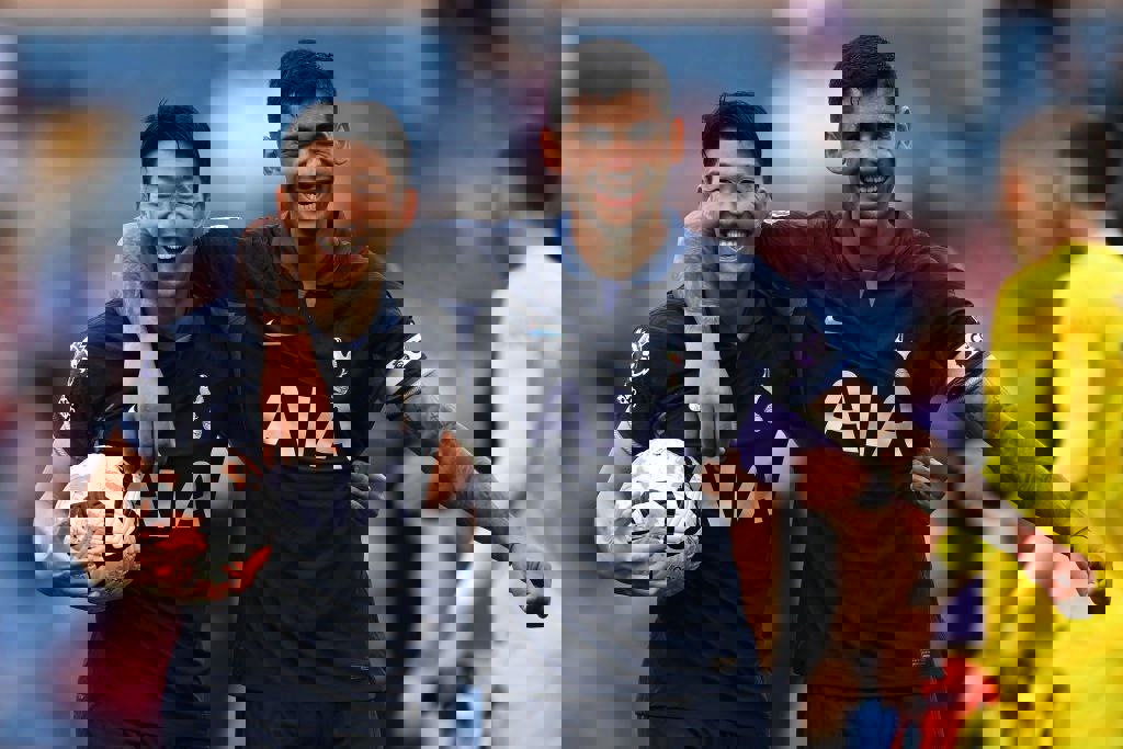 1919404
