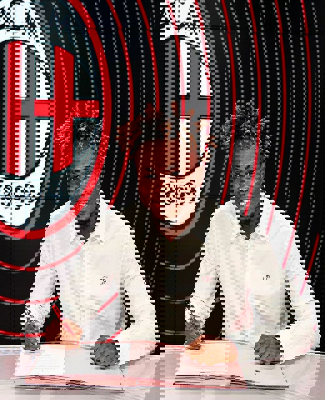 1919316