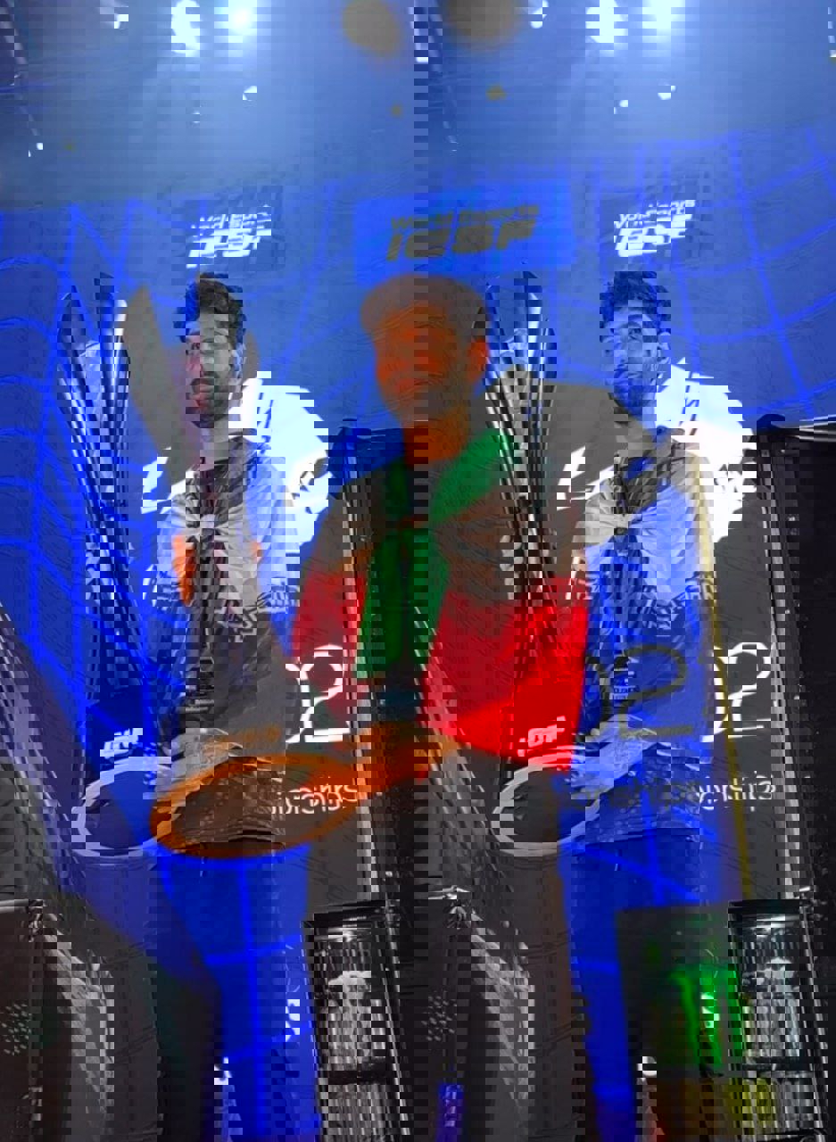 1920129