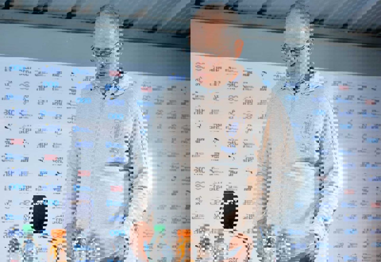 1920282