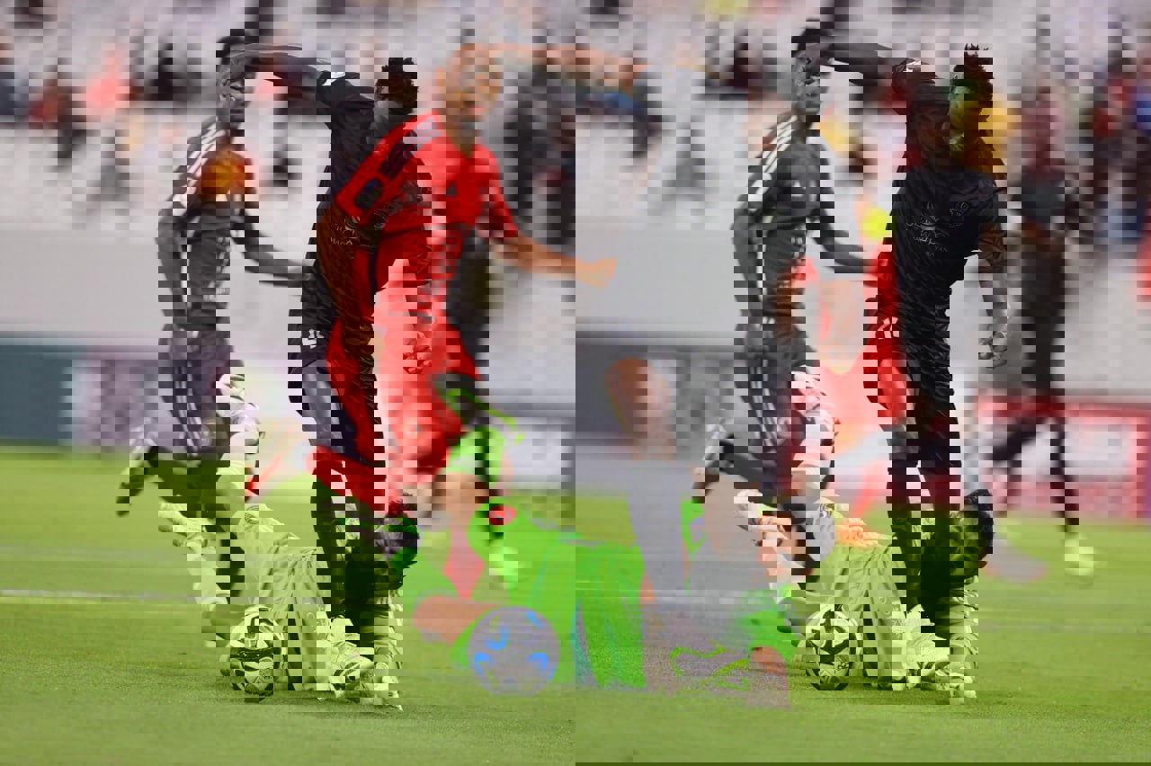 1920471