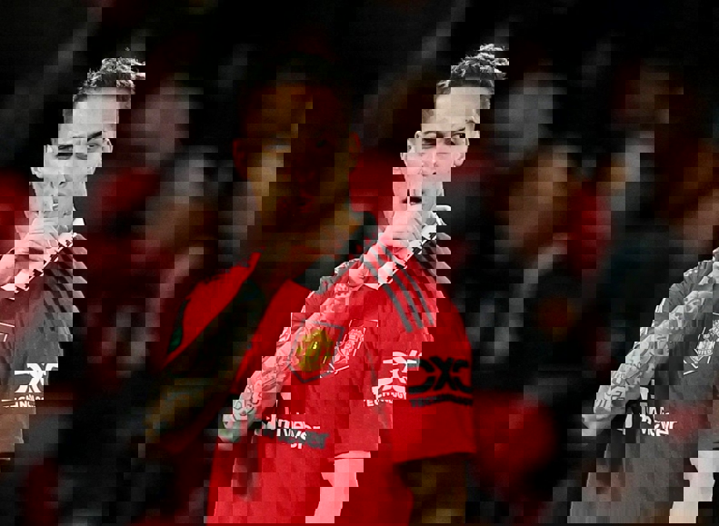 1920507