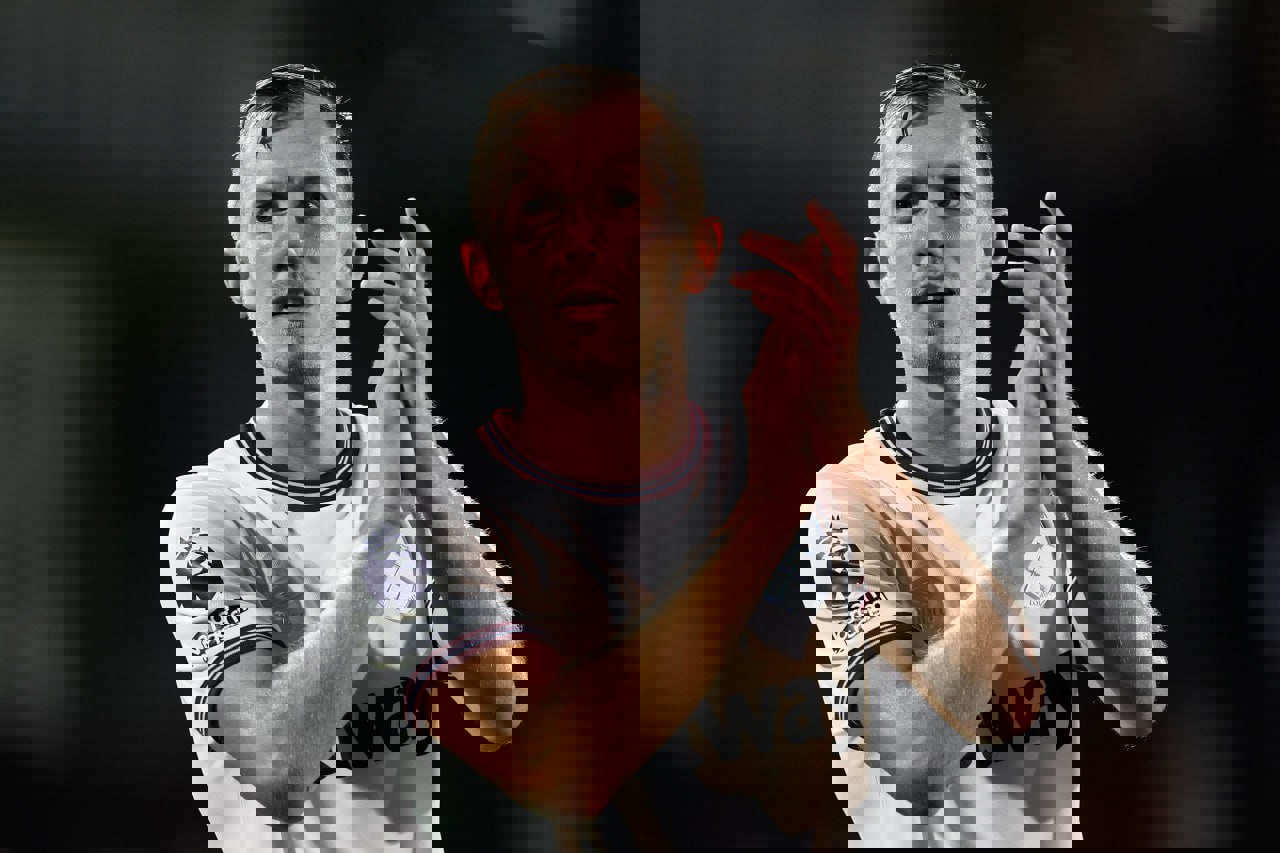 1920920