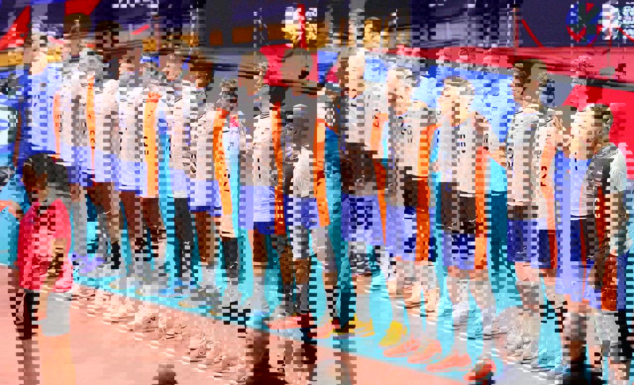 1920972
