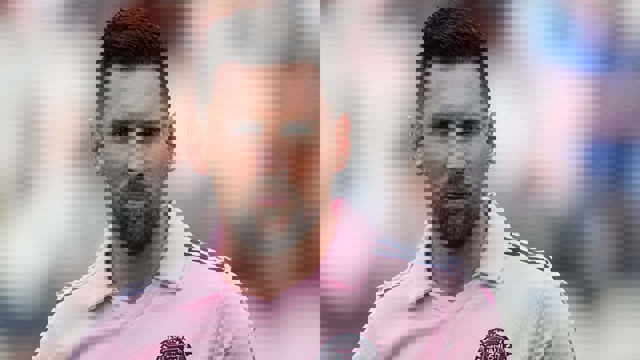 1920992
