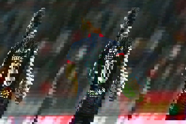 1920990