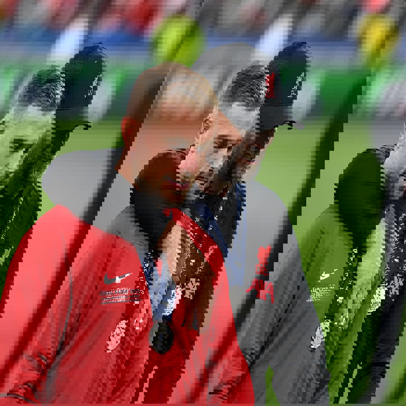 1921185