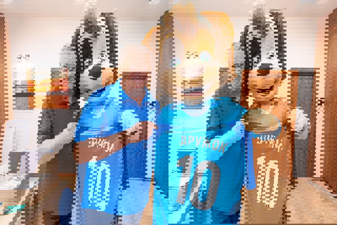 1921656