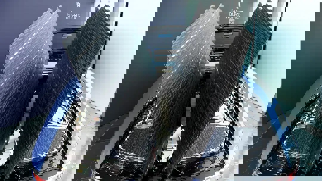 1922021