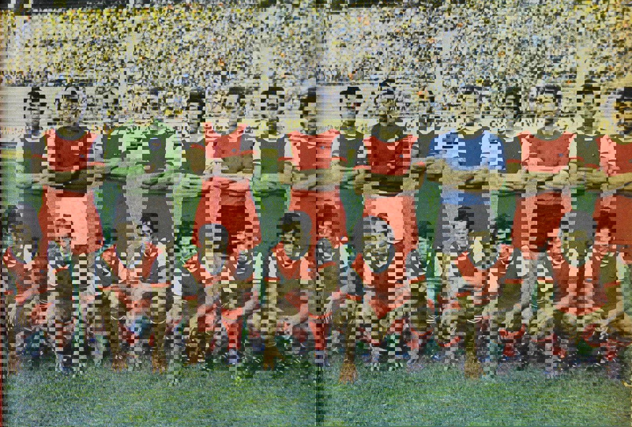 1922078