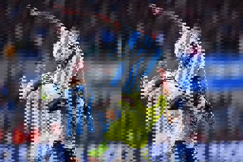 1922056