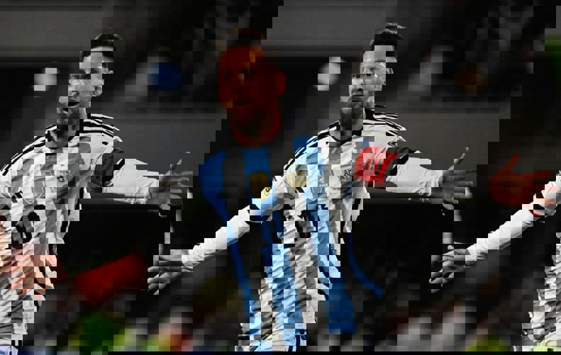 1922062