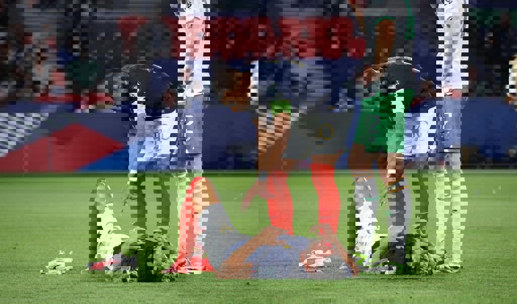 1922050