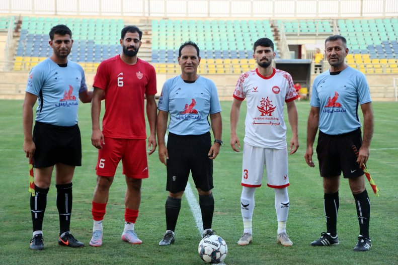 کنعانی در موقعیت کاپیتانی در روز بازی تیم ملی 2