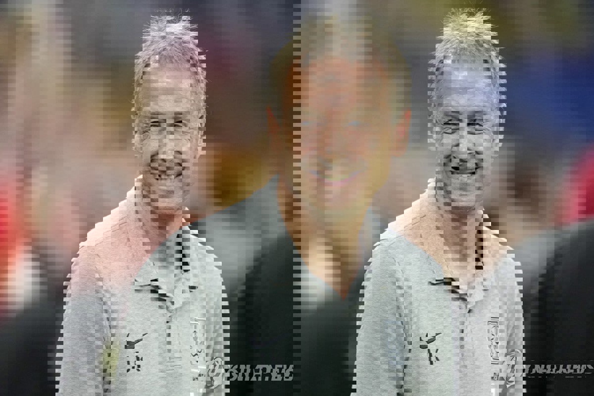 1922109