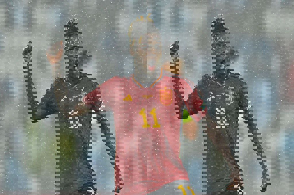 1922270