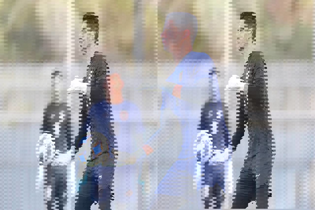 1923234