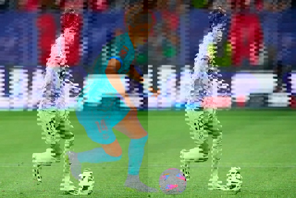 1923182