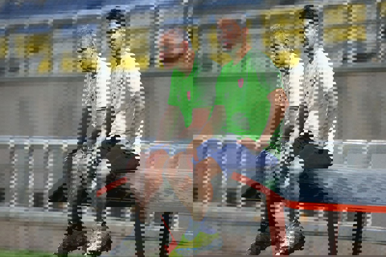 1923356