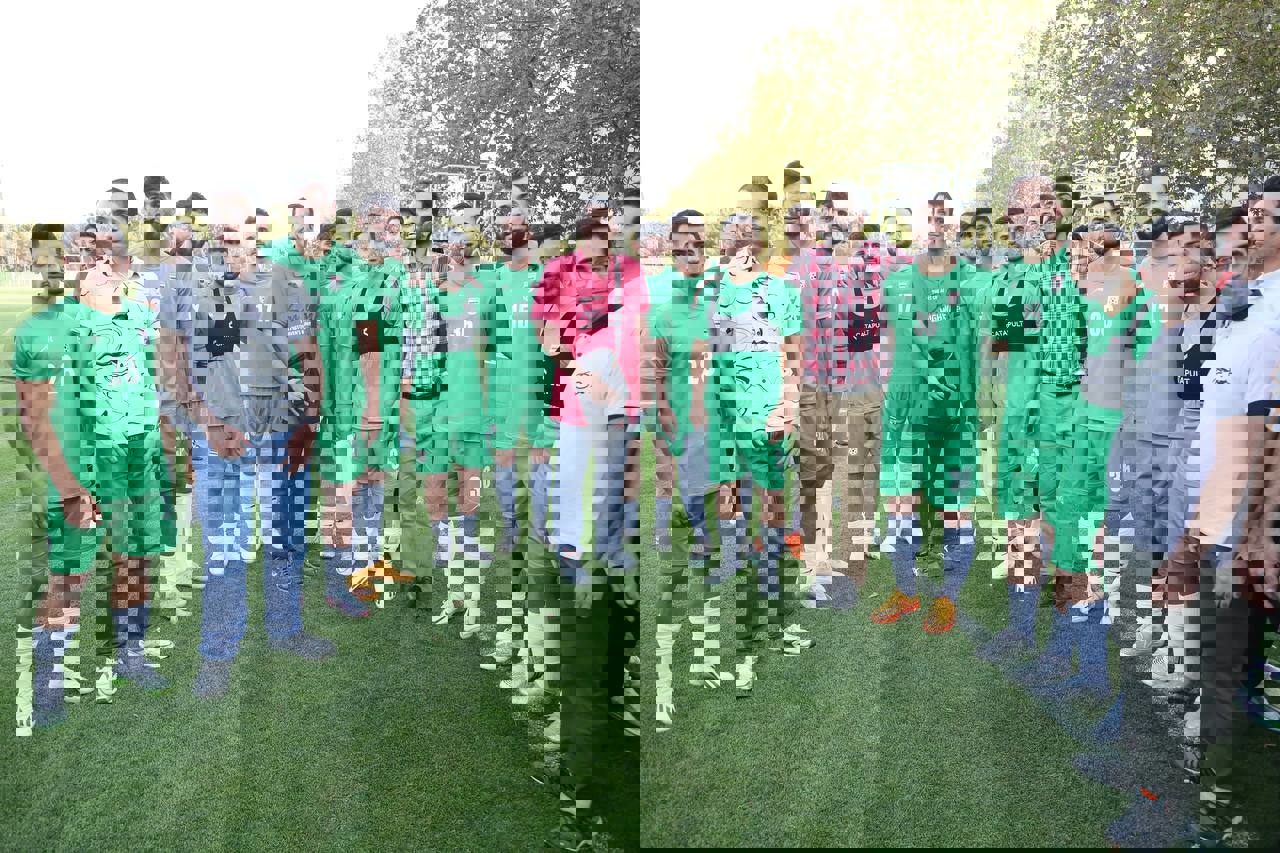 1923607