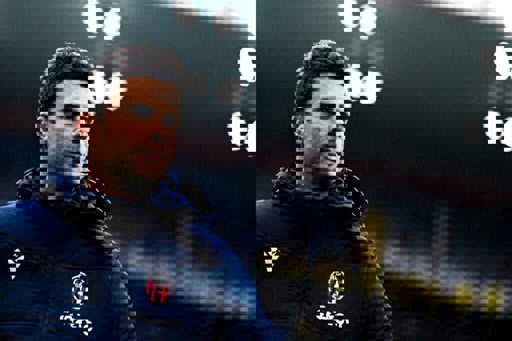1923767