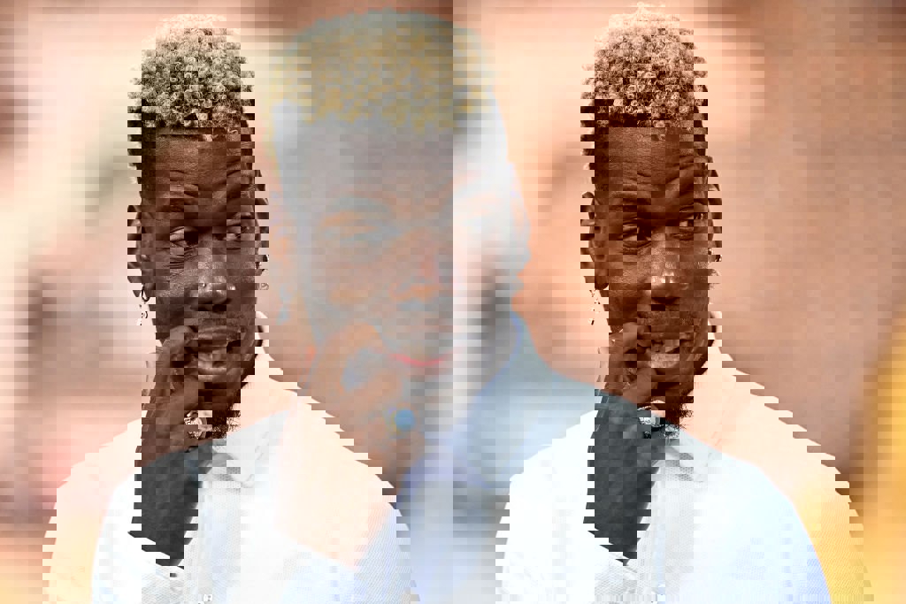 1923726