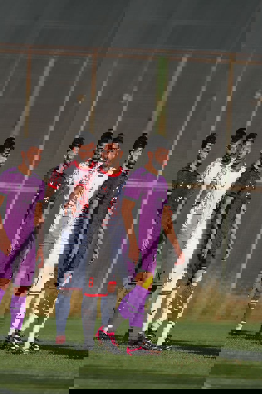 1923696