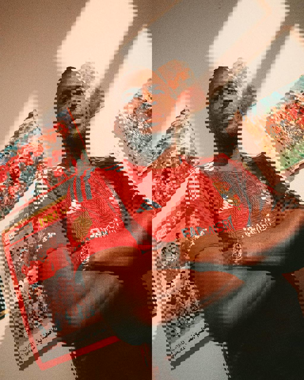 1923909