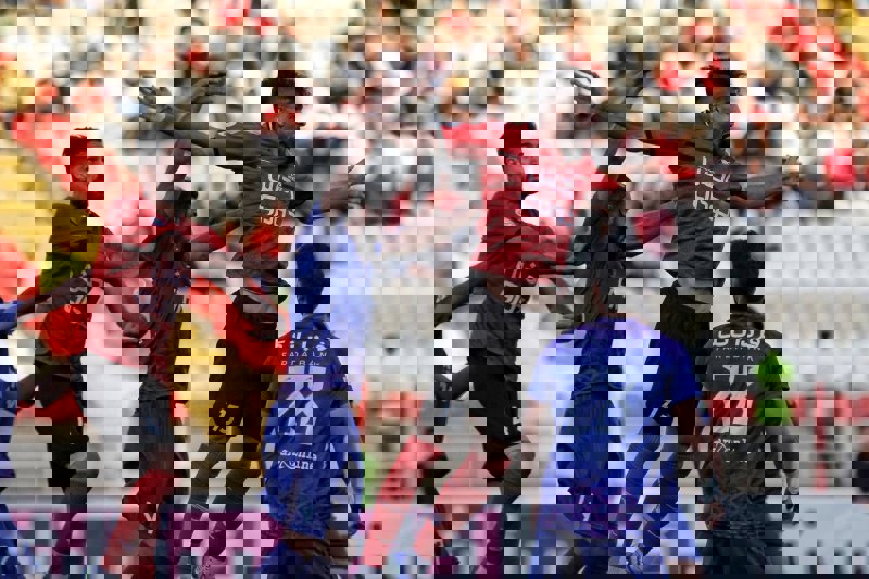 درخواست مشترک هوادار و تراکتور از سازمان لیگ