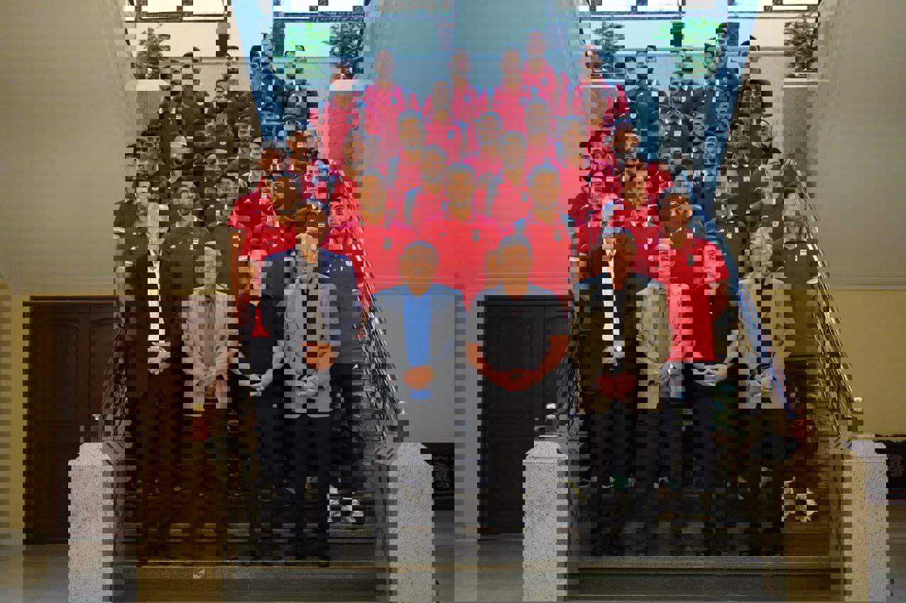 1924067