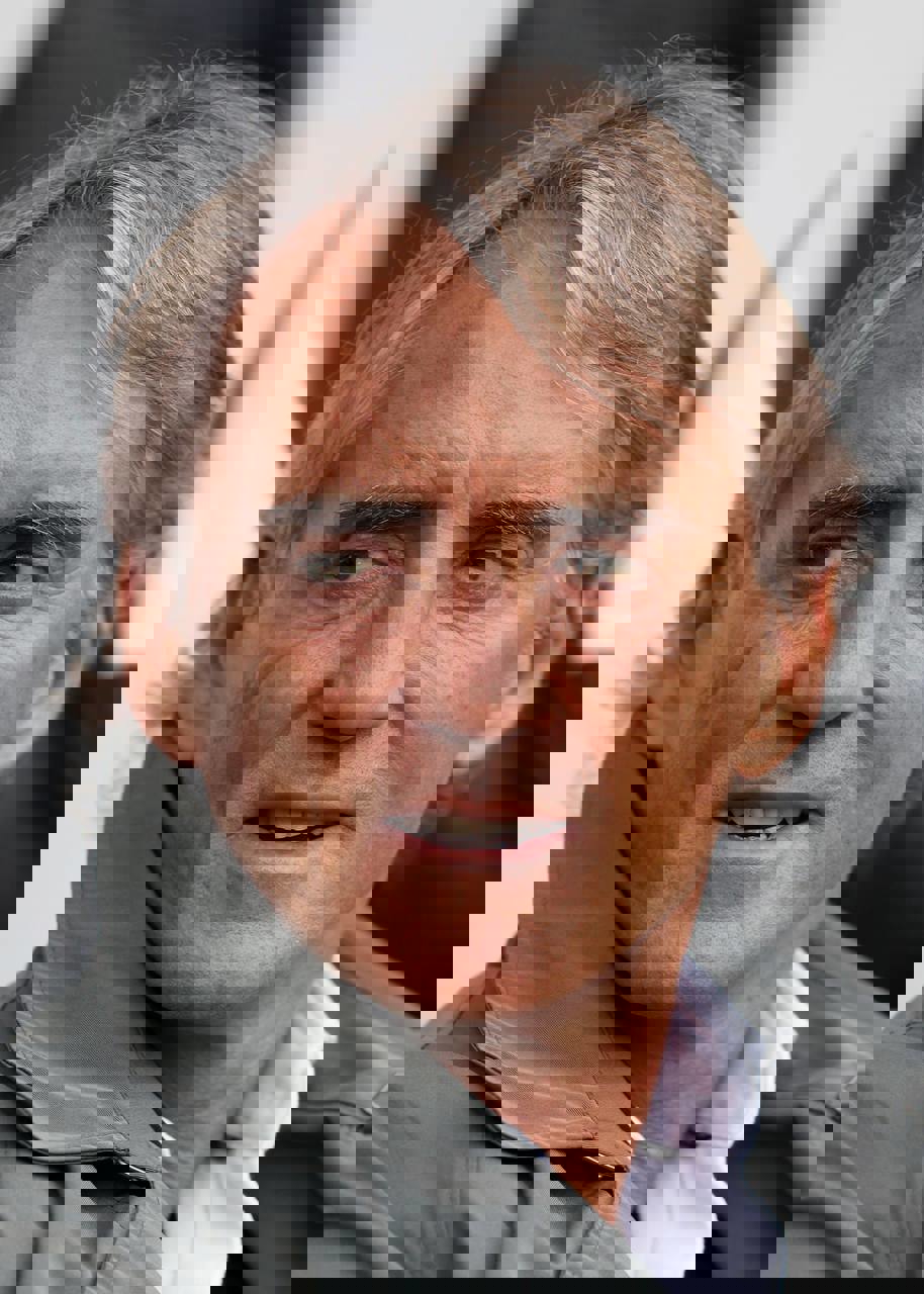 1924321