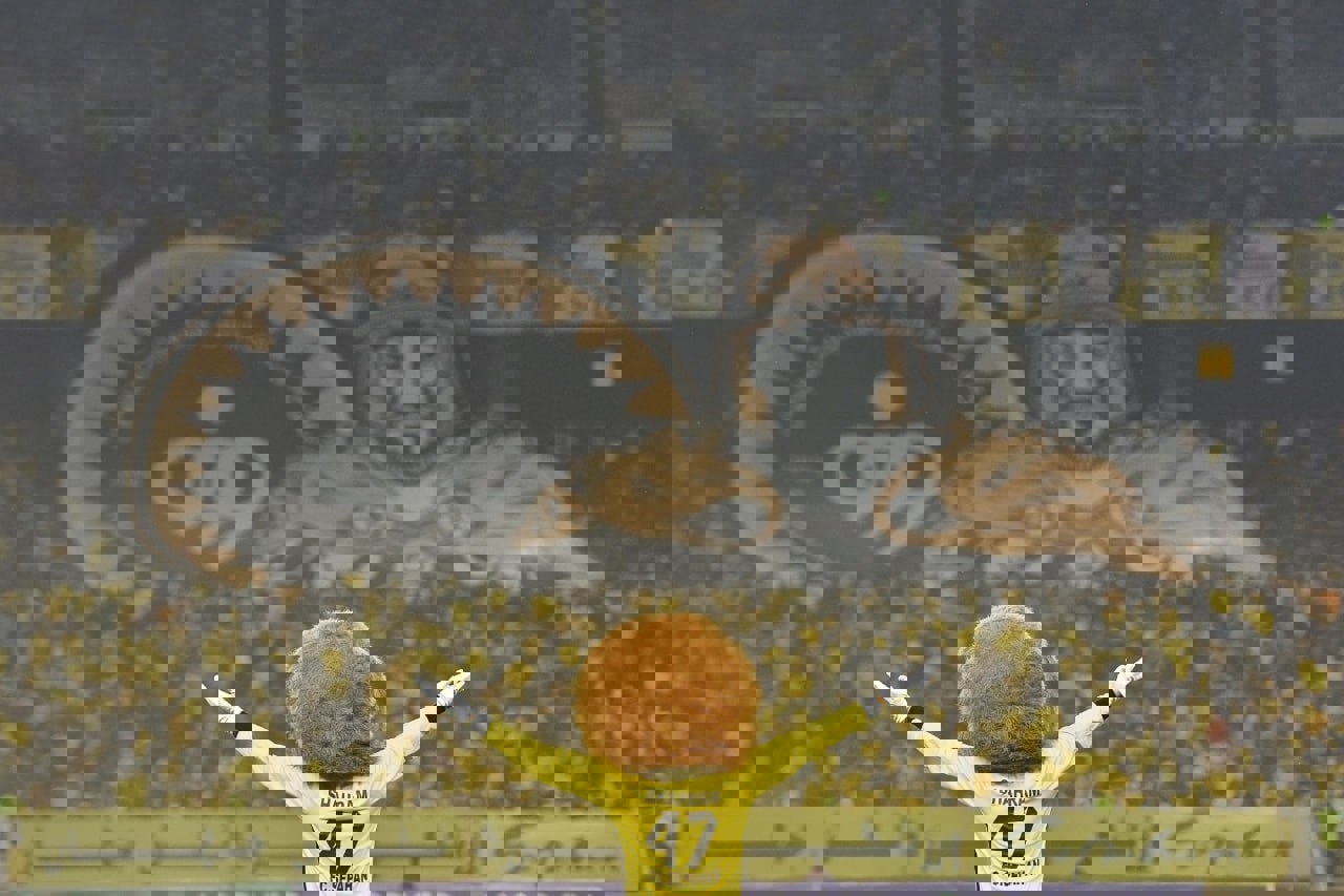 1924369