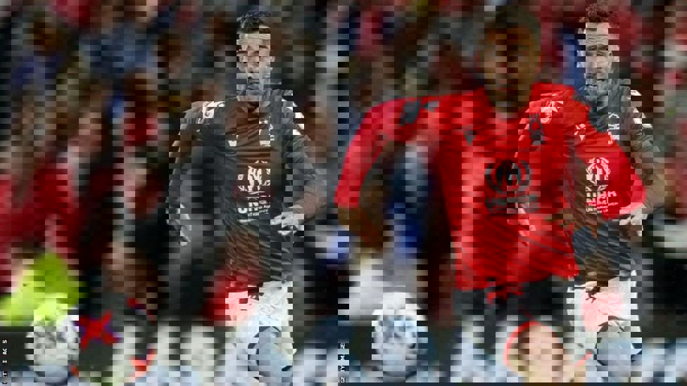 1924649
