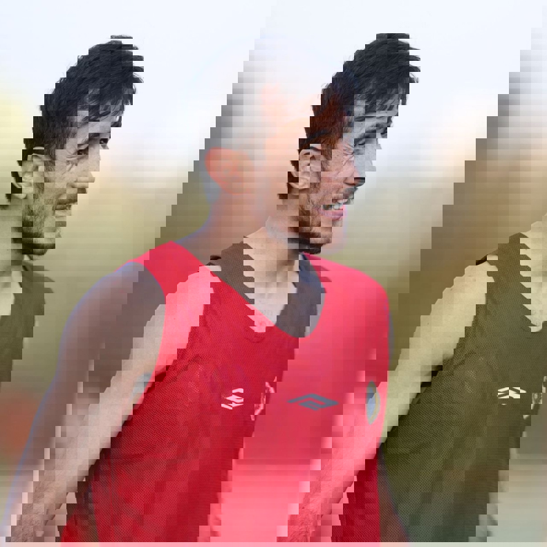 1924935