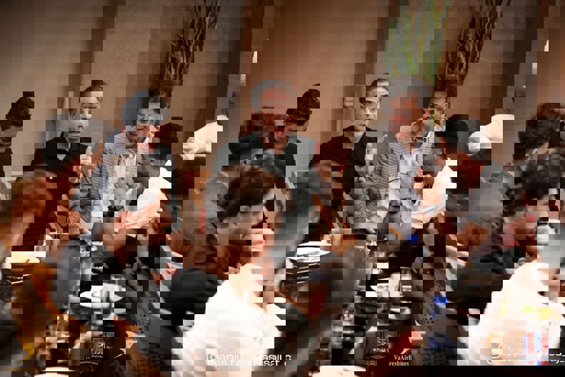 1924894