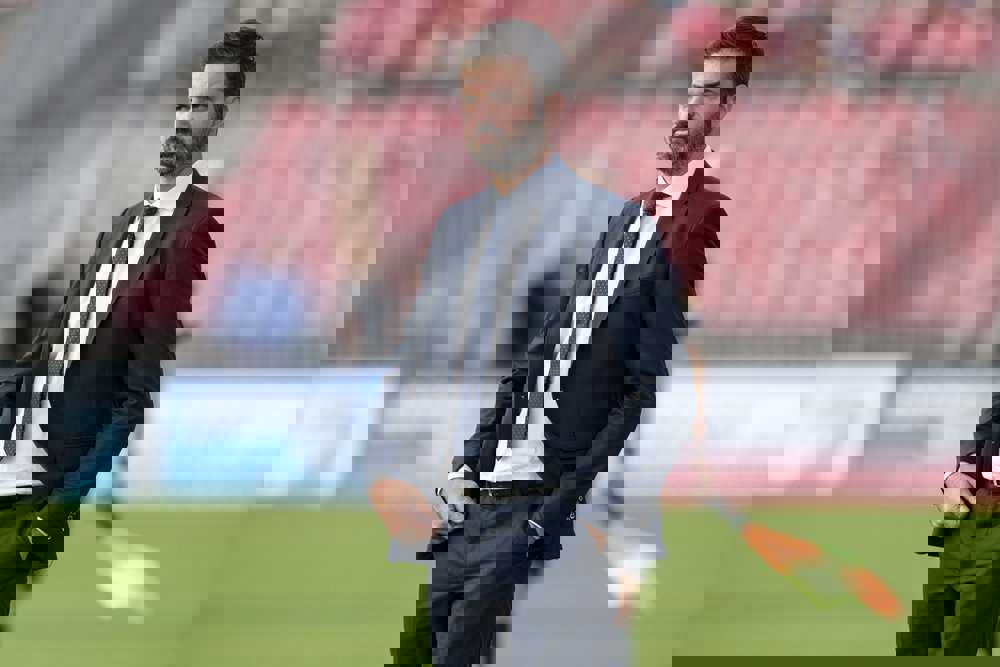 1924954