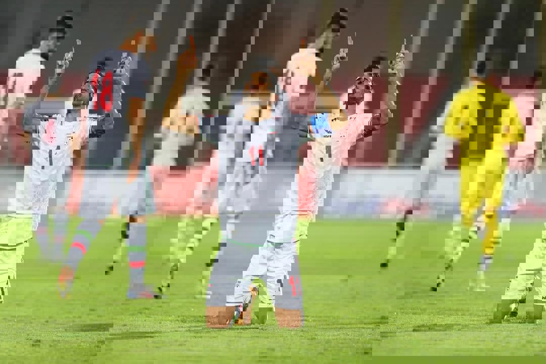 1925116