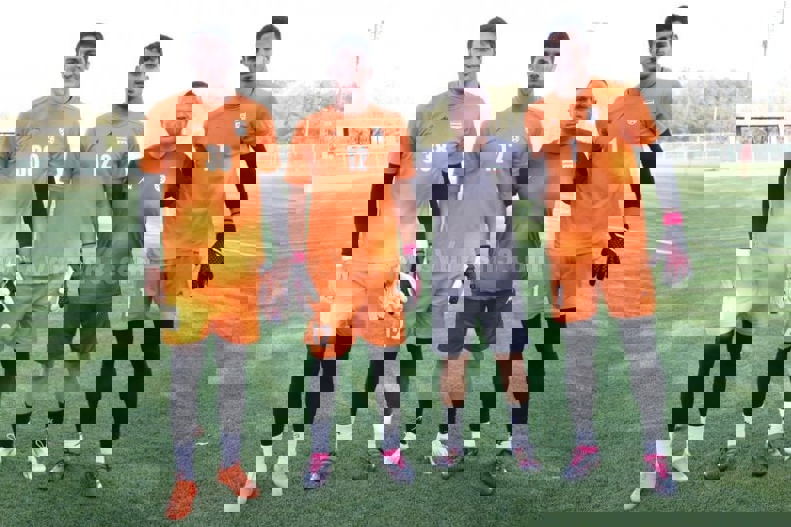 1925148